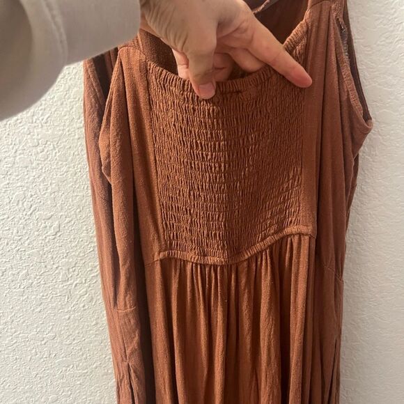 Universal Thread Brown Sleeveless Spaghetti Strap Slip Jumpsuit/Overalls - Picture 4 of 10